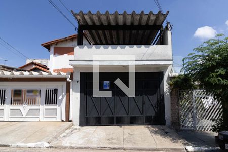 Casa à venda com 250m², 4 quartos e 2 vagasFachada