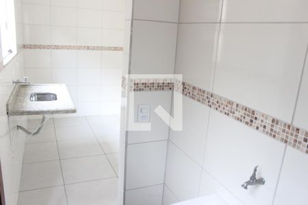 Casa para alugar com 55m², 2 quartos e 1 vagaÁrea de Serviço