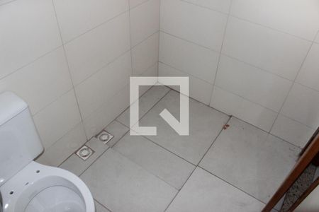 Casa para alugar com 55m², 2 quartos e 1 vagaBanheiro 1