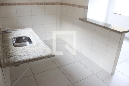 Casa para alugar com 55m², 2 quartos e 1 vagaCozinha