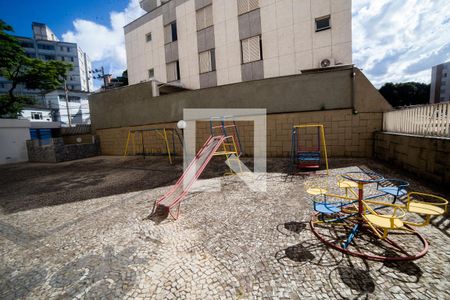 Apartamento à venda com 100m², 3 quartos e 2 vagasÁrea comum - Playground