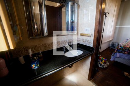 Apartamento à venda com 100m², 3 quartos e 2 vagasBanheiro da Suíte