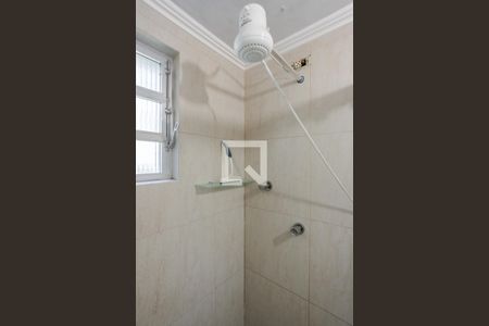 Banheiro de apartamento para alugar com 1 quarto, 40m² em Vila Ipiranga, Porto Alegre