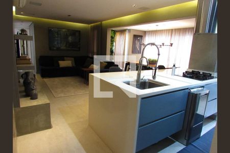 Cozinha de apartamento à venda com 2 quartos, 94m² em Jardim Fonte do Morumbi, São Paulo