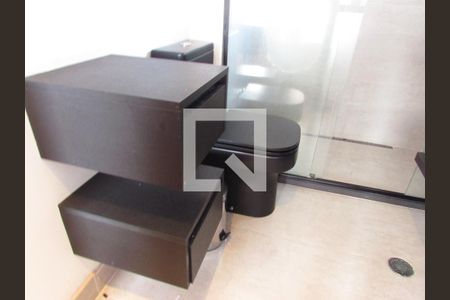 Apartamento à venda com 94m², 2 quartos e 2 vagasBanheiro da Suíte