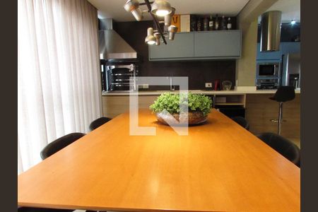 Apartamento à venda com 94m², 2 quartos e 2 vagasÁrea gourmet