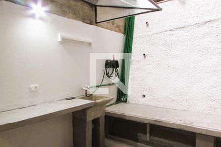 Apartamento à venda com 34m², 1 quarto e sem vagaÁrea de Serviço com quintal