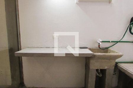 Apartamento à venda com 34m², 1 quarto e sem vagaÁrea de Serviço com quintal