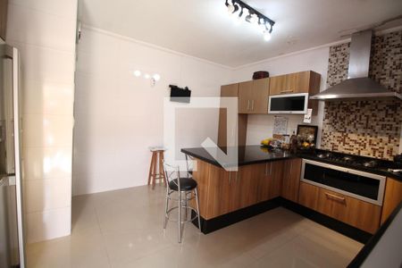 Casa à venda com 300m², 4 quartos e 2 vagasCozinha