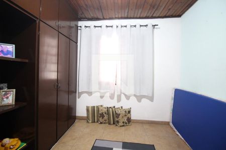 Casa à venda com 300m², 4 quartos e 2 vagasQuarto 2