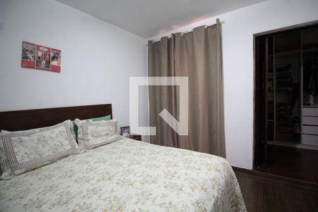 Casa à venda com 300m², 4 quartos e 2 vagasSuite 1