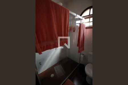 Casa à venda com 300m², 4 quartos e 2 vagasBanheiro da Suíte 1