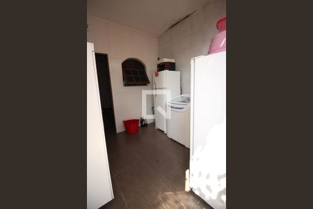 Casa à venda com 300m², 4 quartos e 2 vagasÁrea de Serviço