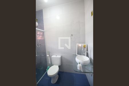 Casa à venda com 300m², 4 quartos e 2 vagasBanheiro 2