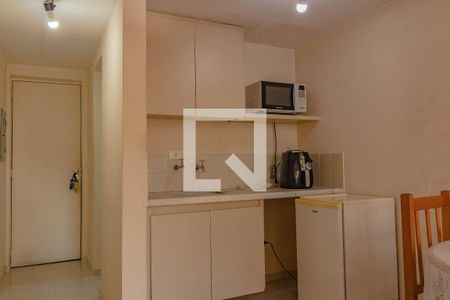 Cozinha de kitnet/studio para alugar com 1 quarto, 28m² em Vila Clementino, São Paulo