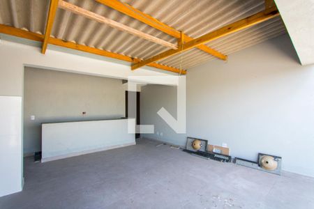 Apartamento à venda com 120m², 2 quartos e 2 vagasÁrea de serviço