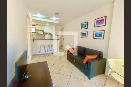 Sala de apartamento para alugar com 1 quarto, 40m² em Copacabana, Rio de Janeiro