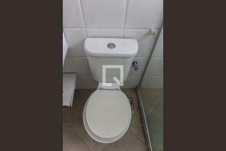 Casa de condomínio para alugar com 320m², 4 quartos e 5 vagasBanheiro Suítes 3 e 4 (Canadense)