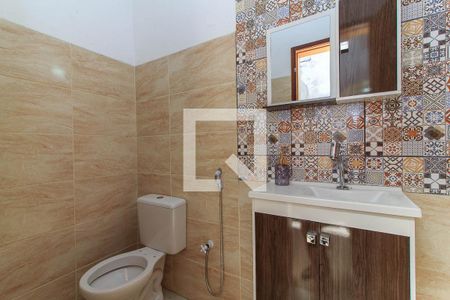 Banheiro 2 de casa para alugar com 2 quartos, 120m² em Alto dos Pinheiros, Belo Horizonte