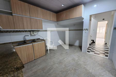 Casa à venda com 287m², 4 quartos e 1 vagaCozinha