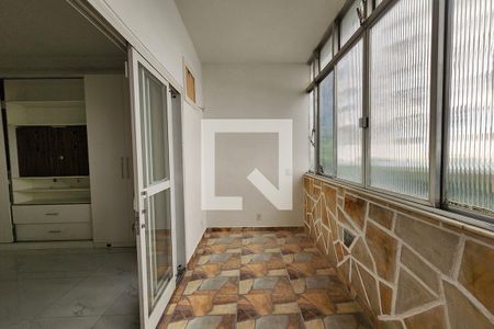 Casa à venda com 287m², 4 quartos e 1 vagaVaranda da Suíte