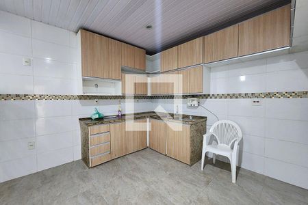 Casa à venda com 287m², 4 quartos e 1 vagaCozinha