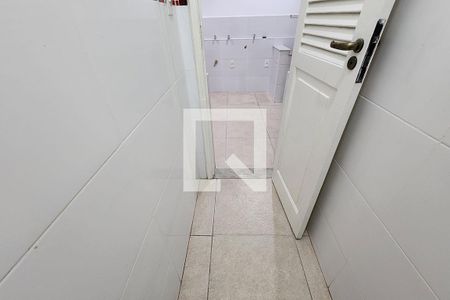 Casa à venda com 287m², 4 quartos e 1 vagaBanheiro de serviço