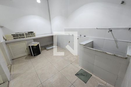Casa à venda com 287m², 4 quartos e 1 vagaÁrea de Serviço