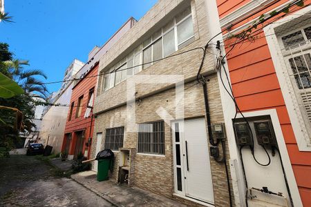 Casa à venda com 287m², 4 quartos e 1 vagaFachada