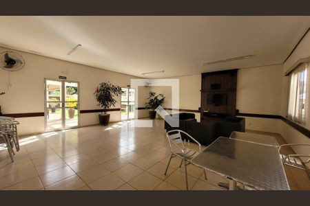 Apartamento à venda com 44m², 2 quartos e 1 vaga Apartamento à venda com 44m², 2 quartos e 1 vagaÁrea comum - Salão de festas