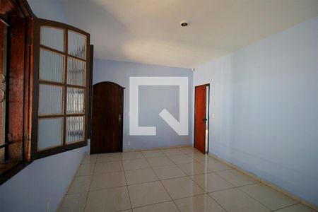 Sala de casa para alugar com 3 quartos, 360m² em Pirajá, Belo Horizonte