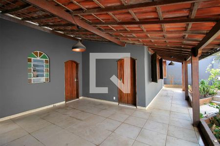 Casa para alugar com 360m², 4 quartos e 2 vagasVaranda Frontal