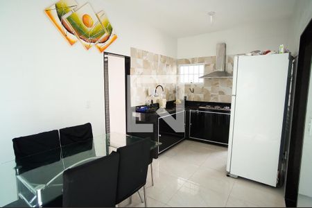 Sala e Cozinha de casa à venda com 3 quartos, 85m² em Campo Alegre, Belo Horizonte