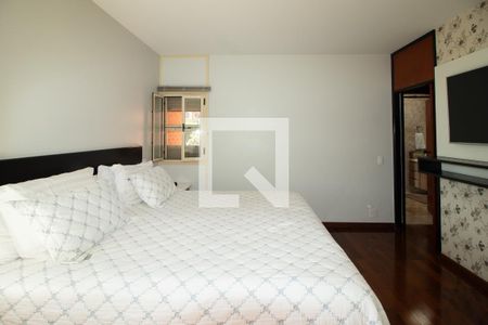 Casa à venda com 423m², 4 quartos e 8 vagasQuarto 3