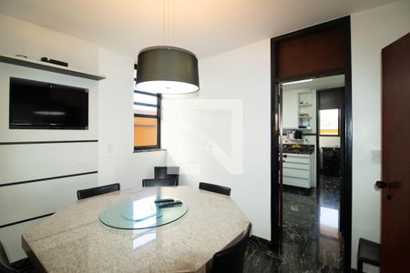 Casa à venda com 423m², 4 quartos e 8 vagasCopa