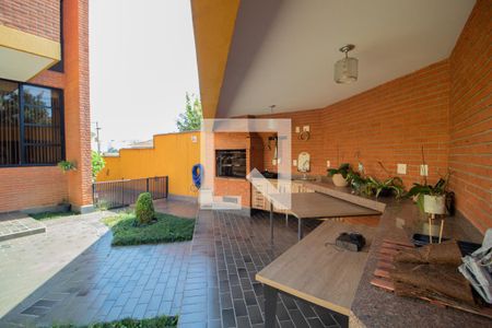 Casa à venda com 423m², 4 quartos e 8 vagasChurrasqueira