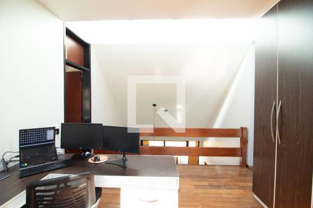 Casa à venda com 423m², 4 quartos e 8 vagasHall