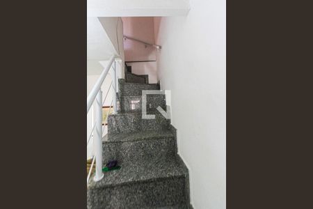 Escada de casa à venda com 2 quartos, 54m² em Chácara Belenzinho, São Paulo