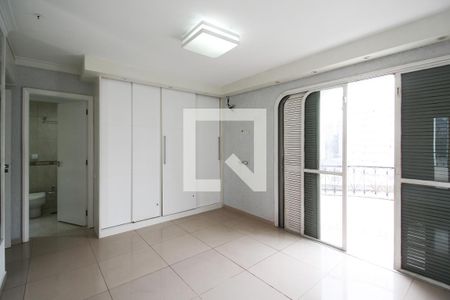 Suíte  de apartamento à venda com 3 quartos, 128m² em Vila Nova Conceição, São Paulo