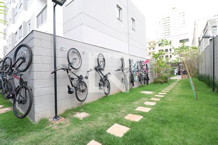 Apartamento à venda com 37m², 2 quartos e sem vagaÁrea comum