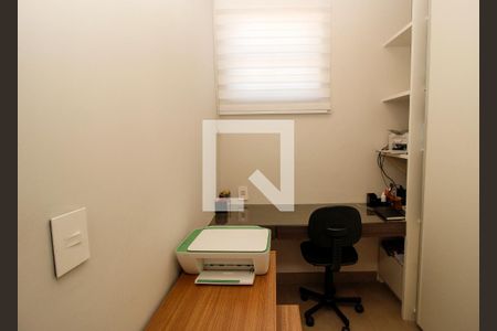 Escritório de apartamento à venda com 4 quartos, 135m² em Santa Tereza, Belo Horizonte