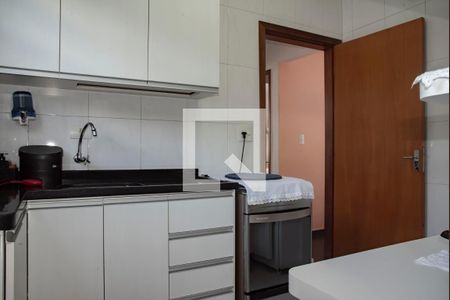 Apartamento à venda com 66m², 2 quartos e 1 vagaCozinha