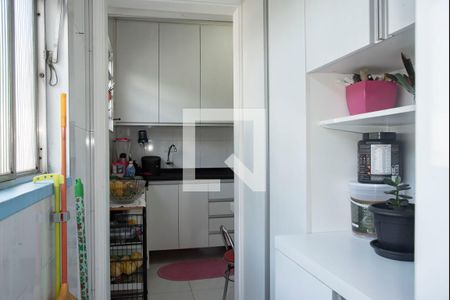 Apartamento à venda com 66m², 2 quartos e 1 vagaÁrea de Serviço