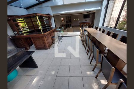Apartamento à venda com 38m², 1 quarto e 1 vaga Apartamento à venda com 38m², 1 quarto e 1 vagaÁrea comum - Salão de festas
