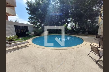 Apartamento à venda com 38m², 1 quarto e 1 vaga Apartamento à venda com 38m², 1 quarto e 1 vagaÁrea comum - Piscina