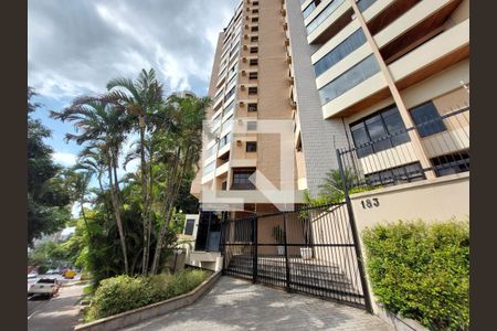 Apartamento à venda com 38m², 1 quarto e 1 vaga Apartamento à venda com 38m², 1 quarto e 1 vagaFachada do Prédio