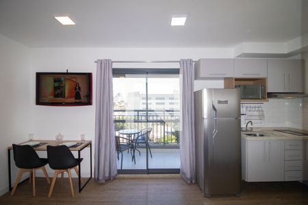 Quarto e cozinha  de apartamento para alugar com 1 quarto, 29m² em Tucuruvi, São Paulo