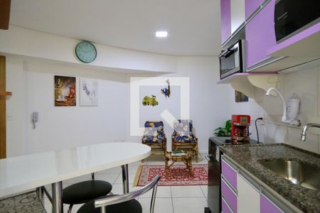 Apartamento à venda com 64m², 2 quartos e sem vagaSala/Cozinha