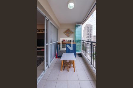 Varanda de apartamento à venda com 3 quartos, 87m² em Vila Gumercindo, São Paulo