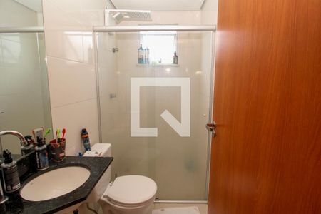 Banheiro de apartamento para alugar com 2 quartos, 80m² em Sagrada Família, Belo Horizonte